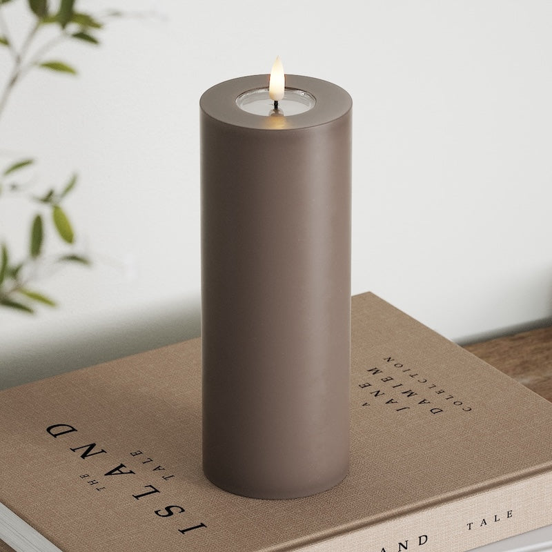 Deluxe Homeart LED Blockljus Ø 7,5 x 20 cm Mocca