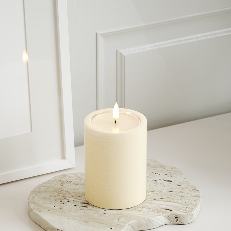 Unique Candles Unique LED Blockljus D 7,5 x 10 cm Kräm